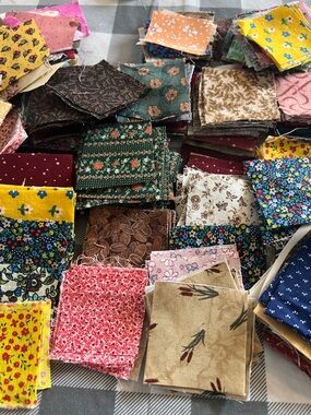 Vintage Cotton Quilting Fabric Squares - Multicolor Floral & Geometric Prints